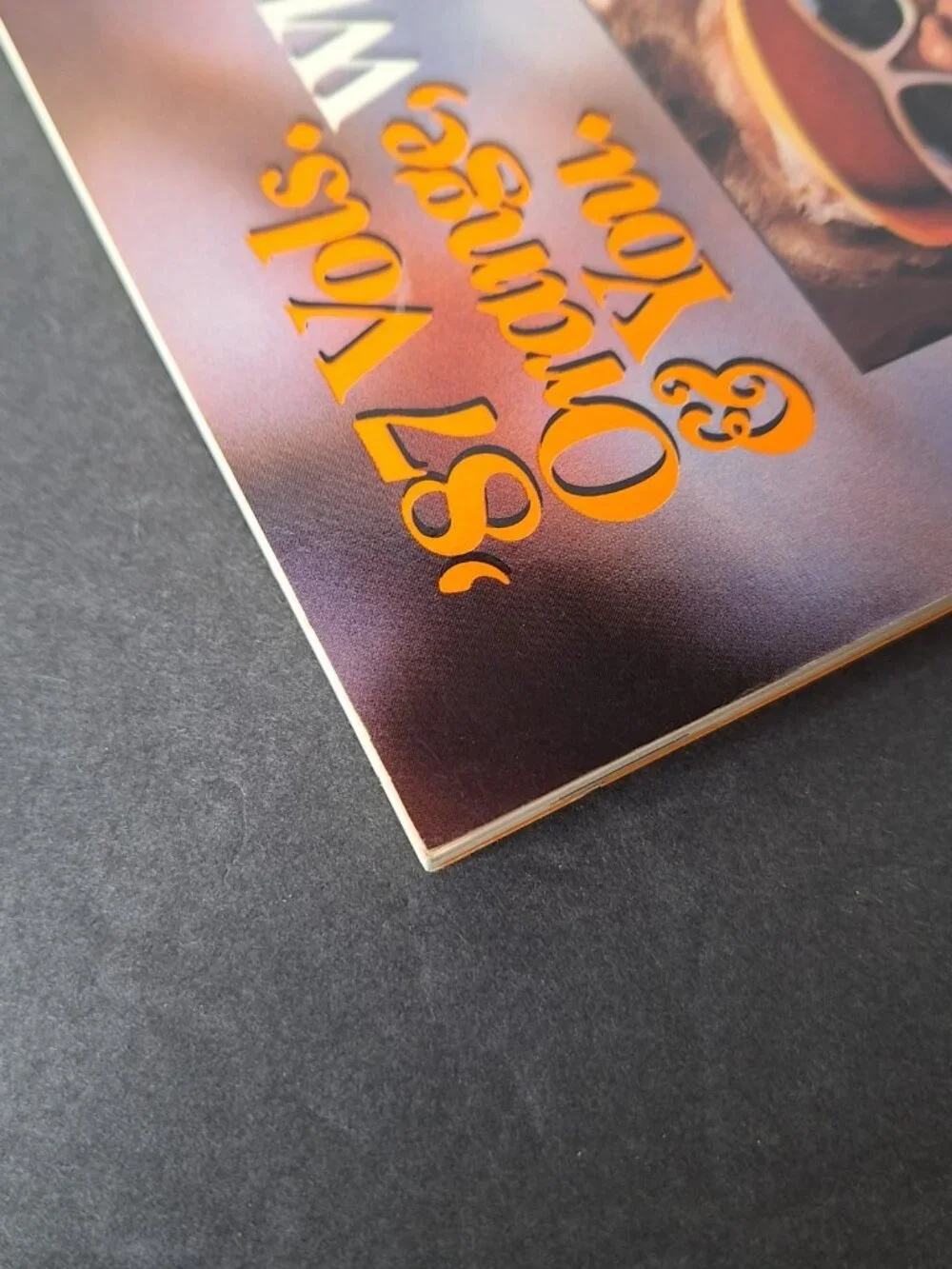 1987 University of Tennessee Volunteers Football Media Guide/Program - Picture 10 of 12